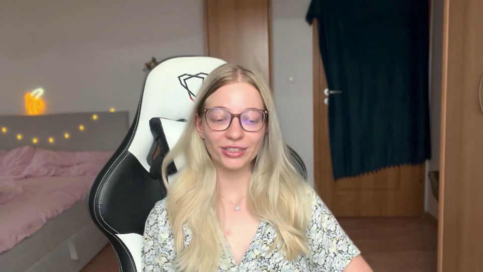 3 Types of Chastity Slaves