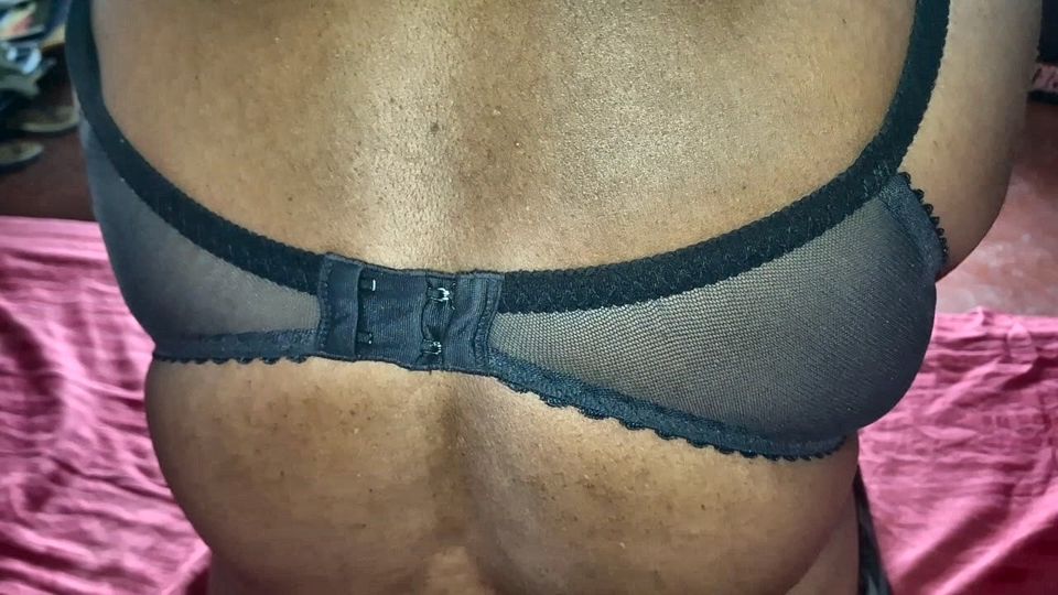 100% Real Homemade Lady