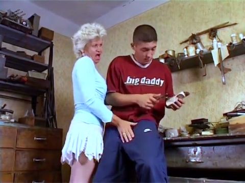 Horny granny knows how to seduce young man to fuck her