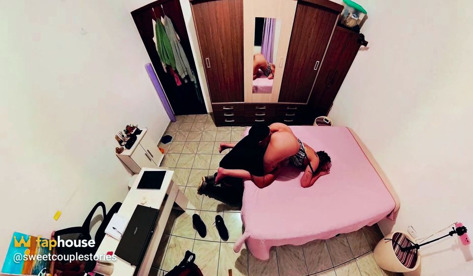 He Taught His Stepdaughter How to Have an Orgasm and Cumshot on Her.