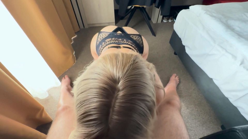 Sexy Secretary in a Leather Outfit Shows Her Boss Just How Much She Wants the New Position