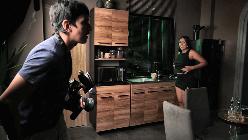 Behind the Scenes! Horvex Fucks His Big Ass Sister-in-law in the Kitchen