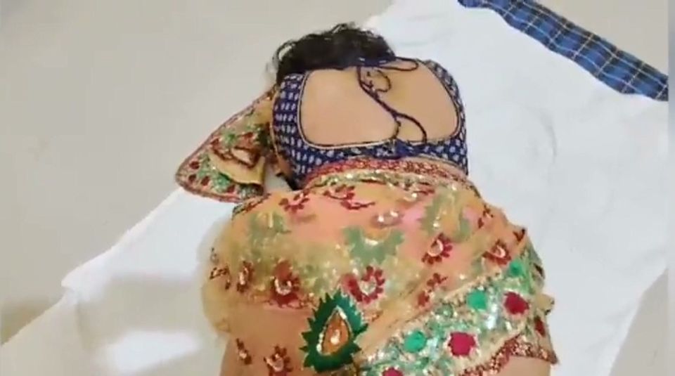 Indian husband very hard and romantic doggy style sex in saree