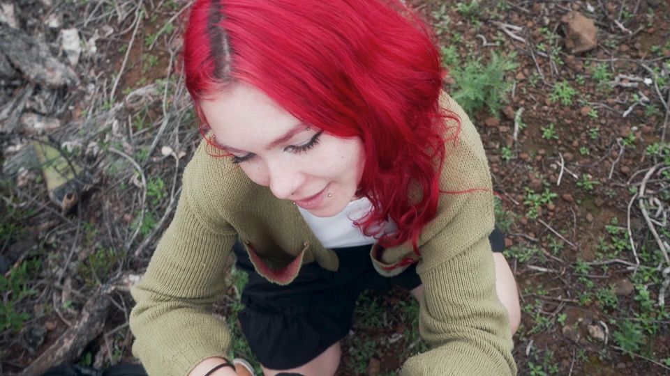 Outdoor Blowjob with Hot Redhead - Cum in Mouth