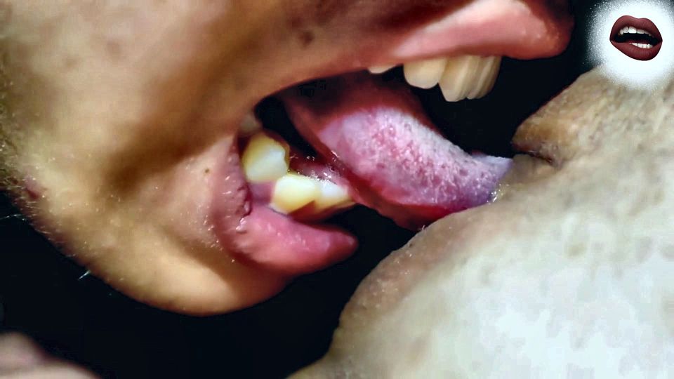 Licking the of Curry is sweet and it's refreshing. Pussy​Licking