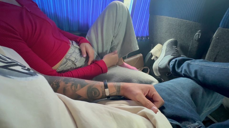 Teen Road to jerkoff and fingering pussy with in service bus