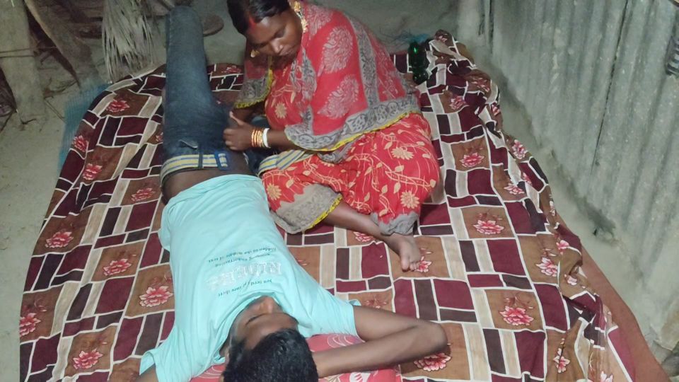 Housewife ko land chusaya aur chudai ki