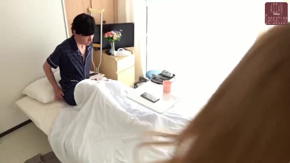 Secret Sex with My Hospital Nurse - Filmed on a Smartphone - Part1