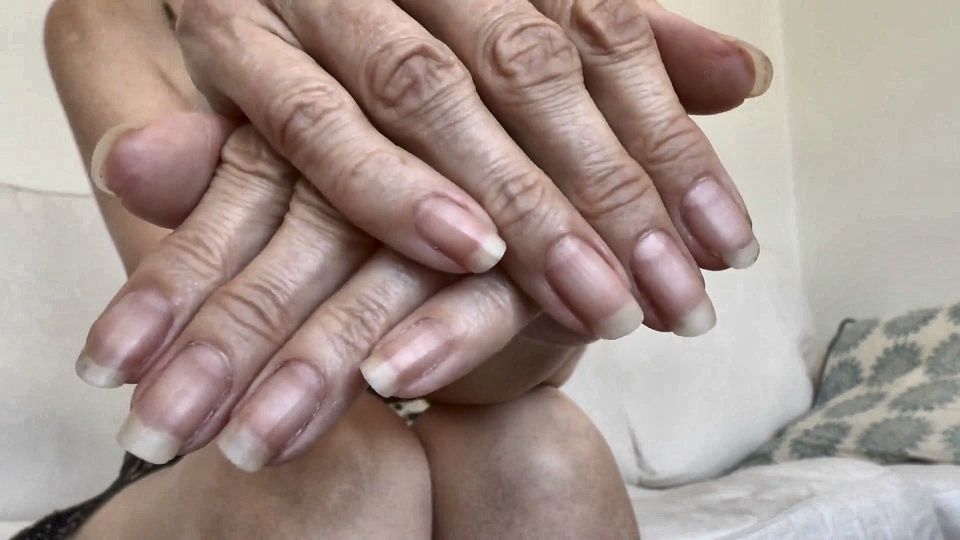 Elegant Summer Hands, Part 8 - Presented by Lady Victoria Valente