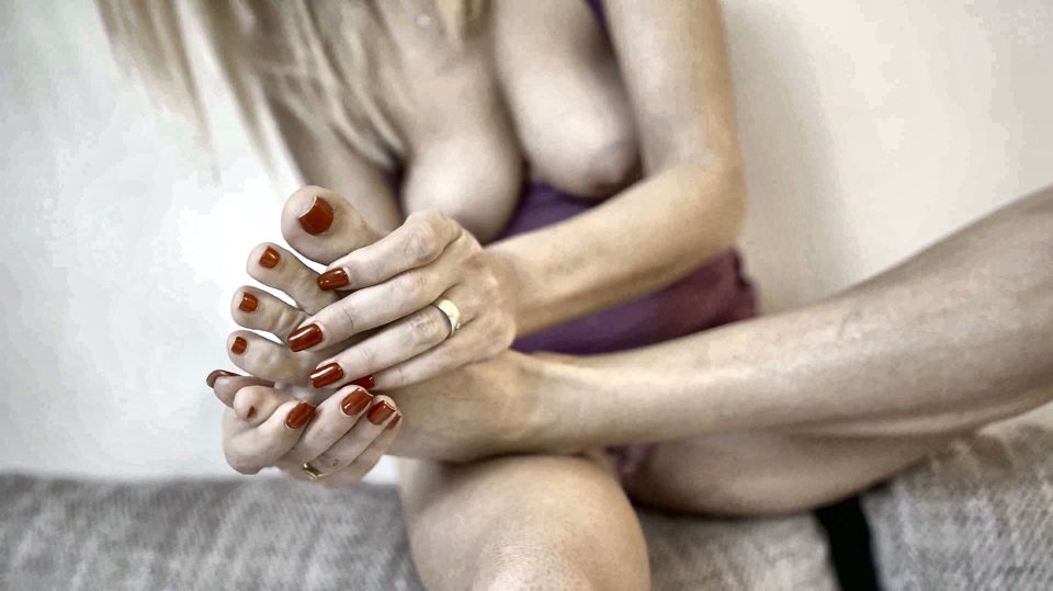 Blonde MILF Teases with Her Perfect Feet