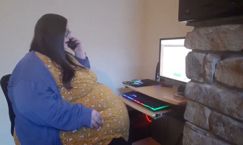 SSBBW secretary humiliated at work by boss - fantasy