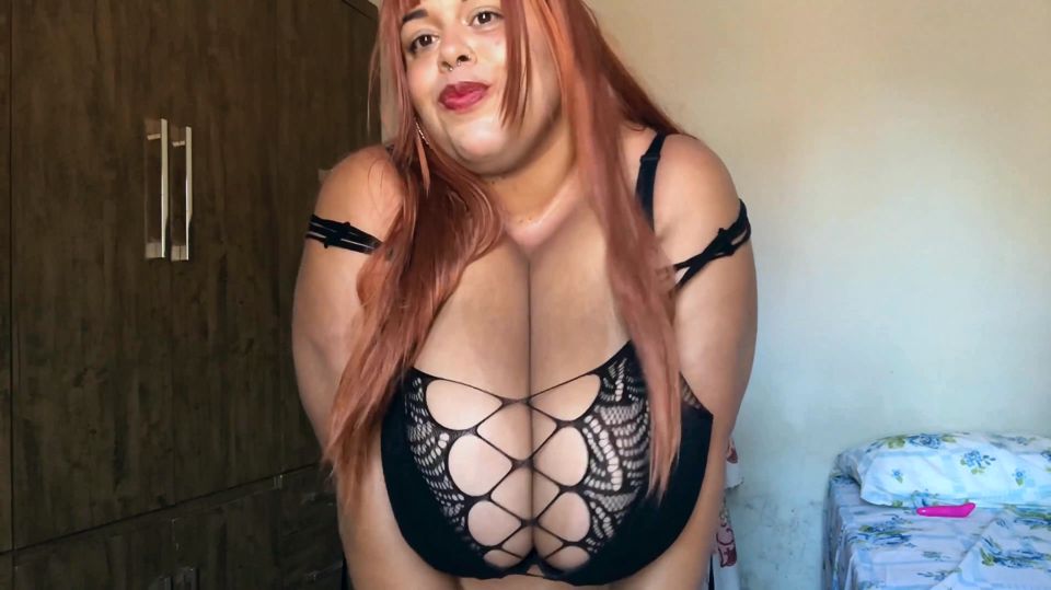 Big Belly Angel Rubs One off