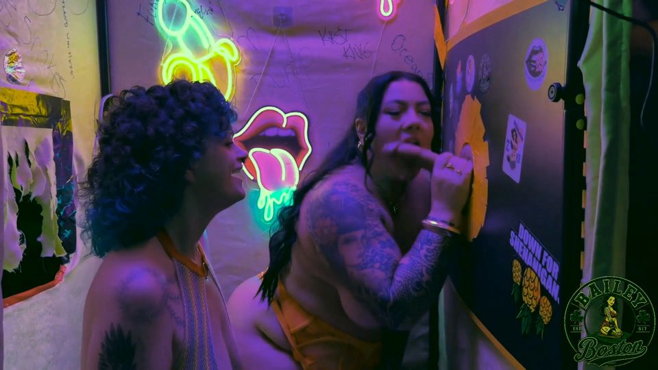Bailey Boston & Kennedy Starling Share Bwc at Gloryhole