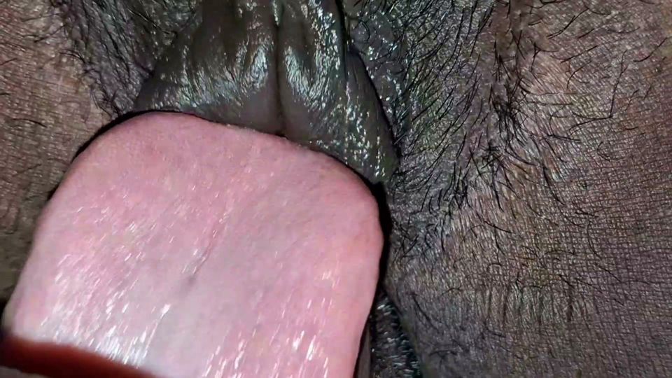 Tamil wife pusssy eating husband.