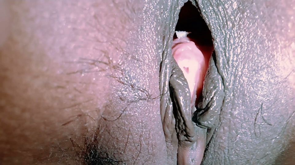 Assamese close up fuck shaved pussy and creampie inside