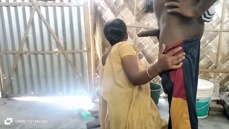 Desi Bhabhi Home Sex-Hot & Intense Homemade Action