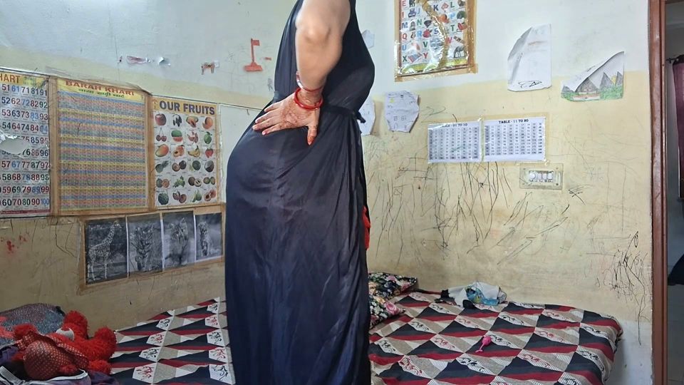 Indian desi mon bhabhi na bur ki massage se bhabhi ka bur ki bahut sundar hai