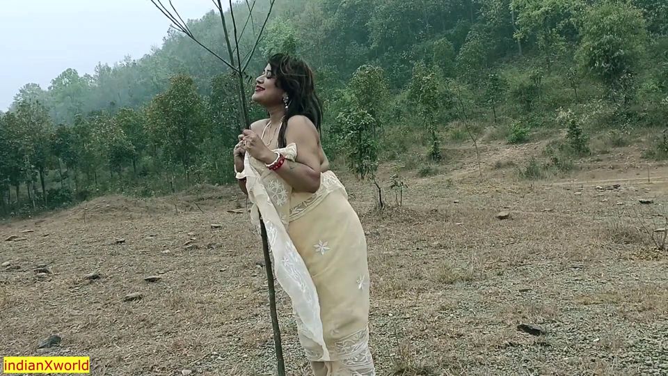 Indian Hot Stepaunty Outdoor Tent Sex with Teen Boy!!